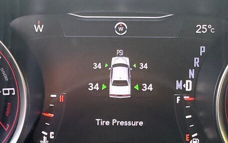 Dodge Challenger III рестайлинг 2, 2019 год, 1 650 000 рублей, 9 фотография