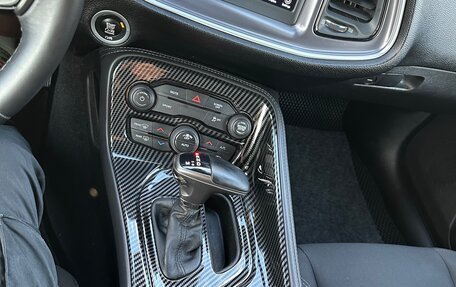 Dodge Challenger III рестайлинг 2, 2019 год, 1 650 000 рублей, 5 фотография