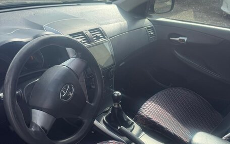 Toyota Corolla, 2010 год, 950 000 рублей, 8 фотография