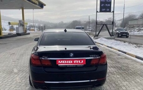 BMW 7 серия, 2013 год, 1 650 000 рублей, 4 фотография