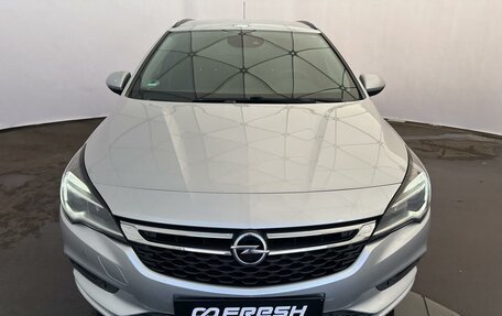 Opel Astra K, 2019 год, 1 350 000 рублей, 3 фотография