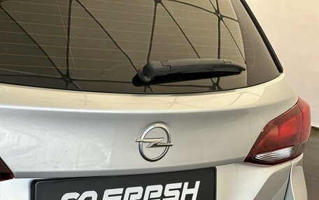 Opel Astra K, 2019 год, 1 350 000 рублей, 6 фотография