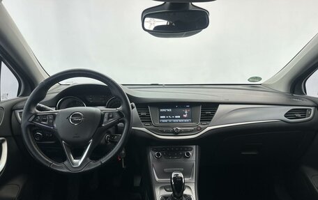 Opel Astra K, 2019 год, 1 350 000 рублей, 12 фотография