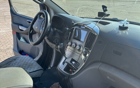 Hyundai H-1 II рестайлинг, 2013 год, 1 650 000 рублей, 8 фотография