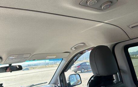 Hyundai H-1 II рестайлинг, 2013 год, 1 650 000 рублей, 13 фотография