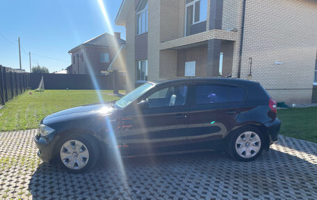 BMW 1 серия, 2009 год, 750 000 рублей, 3 фотография