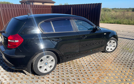 BMW 1 серия, 2009 год, 750 000 рублей, 5 фотография