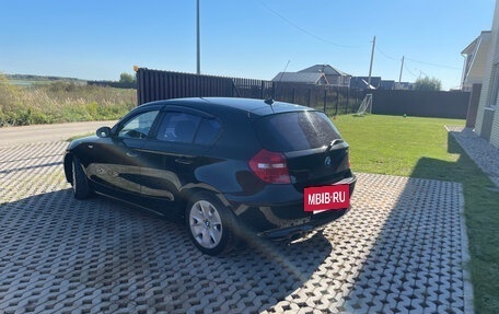 BMW 1 серия, 2009 год, 750 000 рублей, 4 фотография