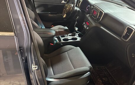 KIA Sportage IV рестайлинг, 2017 год, 1 650 000 рублей, 8 фотография