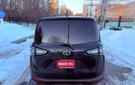 Toyota Sienta II, 2020 год, 1 890 000 рублей, 6 фотография