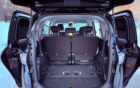 Toyota Sienta II, 2020 год, 1 890 000 рублей, 23 фотография