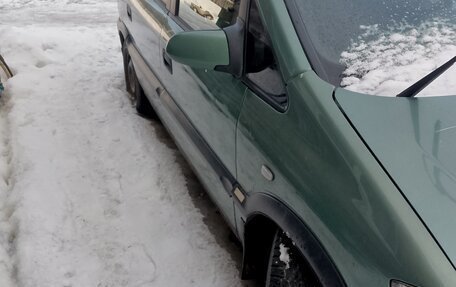Opel Zafira A рестайлинг, 2000 год, 160 000 рублей, 3 фотография