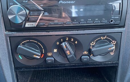 Mitsubishi Space Star I рестайлинг, 1998 год, 370 000 рублей, 22 фотография