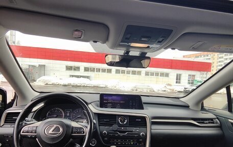 Lexus RX IV рестайлинг, 2017 год, 3 900 000 рублей, 12 фотография