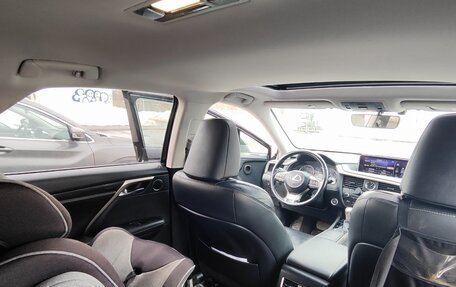 Lexus RX IV рестайлинг, 2017 год, 3 900 000 рублей, 15 фотография