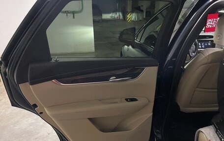 Cadillac XT5 I рестайлинг, 2019 год, 3 250 000 рублей, 13 фотография