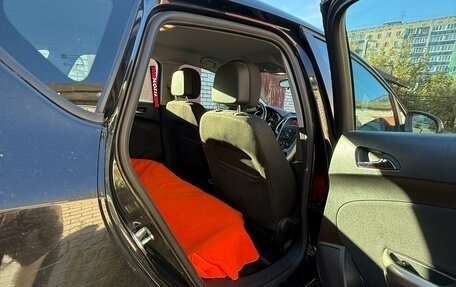 Opel Astra J, 2011 год, 750 000 рублей, 3 фотография