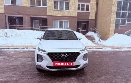Hyundai Santa Fe IV, 2018 год, 2 650 000 рублей, 2 фотография