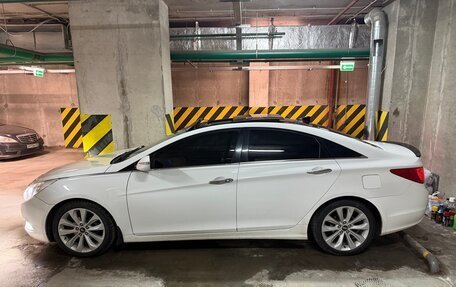 Hyundai Sonata VI, 2011 год, 1 150 000 рублей, 3 фотография