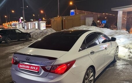 Hyundai Sonata VI, 2011 год, 1 150 000 рублей, 21 фотография