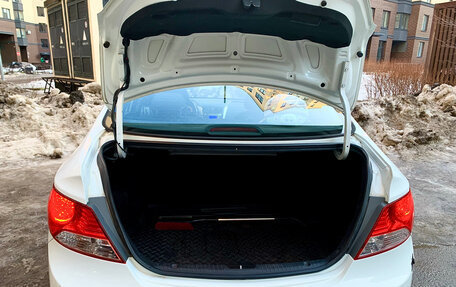 Hyundai Solaris II рестайлинг, 2013 год, 890 000 рублей, 9 фотография