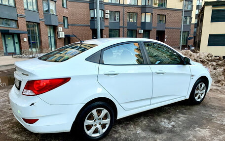 Hyundai Solaris II рестайлинг, 2013 год, 890 000 рублей, 6 фотография