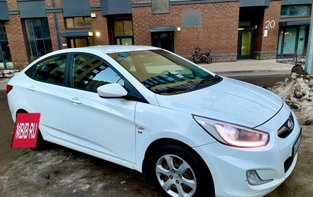 Hyundai Solaris II рестайлинг, 2013 год, 890 000 рублей, 5 фотография