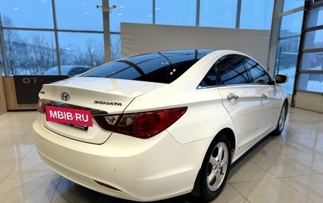 Hyundai Sonata VI, 2011 год, 1 090 000 рублей, 5 фотография