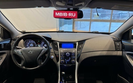 Hyundai Sonata VI, 2011 год, 1 090 000 рублей, 10 фотография