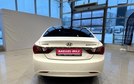 Hyundai Sonata VI, 2011 год, 1 090 000 рублей, 4 фотография