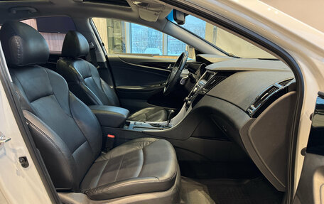 Hyundai Sonata VI, 2011 год, 1 090 000 рублей, 33 фотография