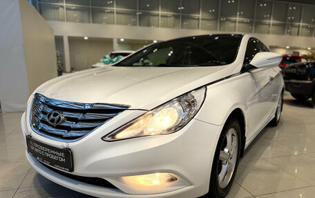 Hyundai Sonata VI, 2011 год, 1 090 000 рублей, 34 фотография