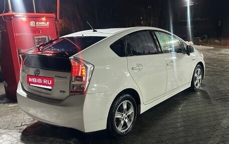 Toyota Prius, 2010 год, 1 090 000 рублей, 2 фотография