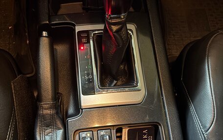 Toyota Land Cruiser Prado 150 рестайлинг 2, 2017 год, 4 750 000 рублей, 6 фотография