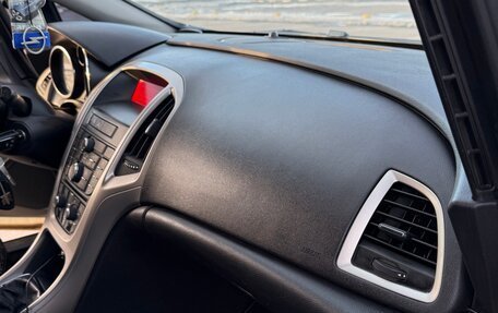 Opel Astra J, 2011 год, 880 000 рублей, 12 фотография