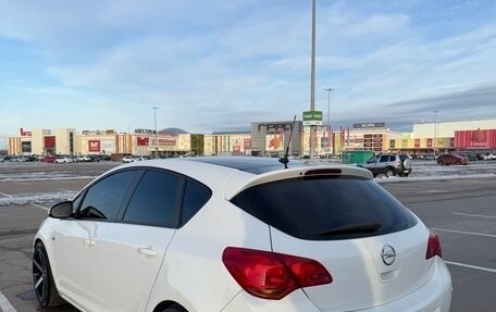 Opel Astra J, 2011 год, 880 000 рублей, 6 фотография