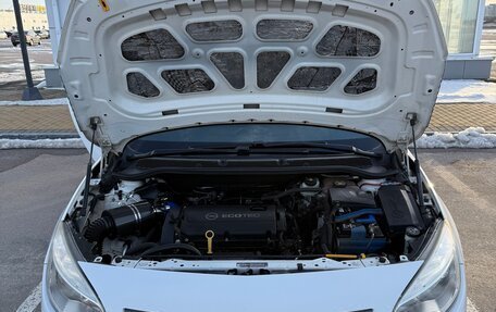 Opel Astra J, 2011 год, 880 000 рублей, 20 фотография