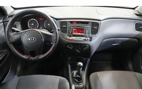 KIA Rio II, 2010 год, 568 000 рублей, 9 фотография
