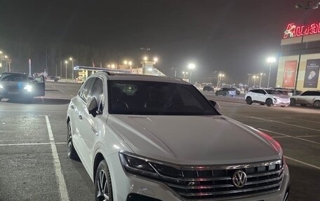 Volkswagen Touareg III, 2019 год, 7 500 000 рублей, 19 фотография