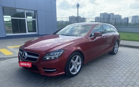 Mercedes-Benz CLS, 2013 год, 2 500 000 рублей, 4 фотография