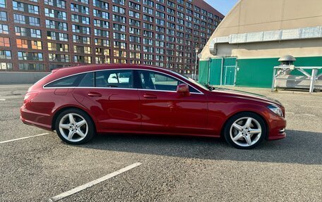 Mercedes-Benz CLS, 2013 год, 2 500 000 рублей, 19 фотография