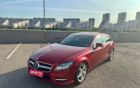 Mercedes-Benz CLS, 2013 год, 2 500 000 рублей, 23 фотография