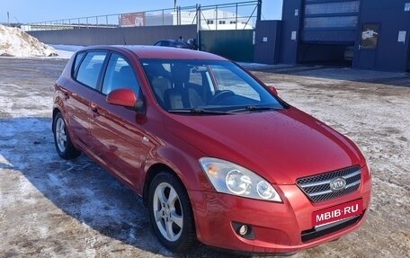 KIA cee'd I рестайлинг, 2009 год, 660 000 рублей, 1 фотография