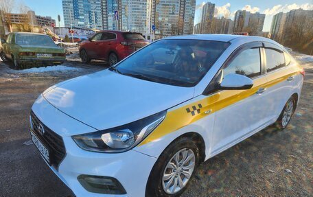 Hyundai Solaris II рестайлинг, 2017 год, 650 000 рублей, 6 фотография