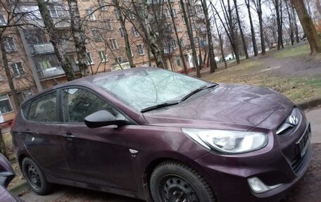 Hyundai Solaris II рестайлинг, 2012 год, 825 000 рублей, 8 фотография