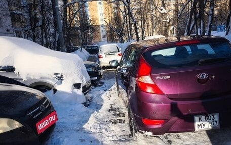 Hyundai Solaris II рестайлинг, 2012 год, 825 000 рублей, 4 фотография