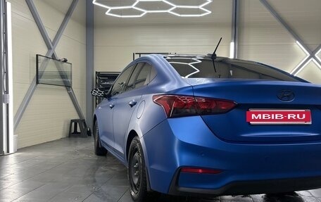 Hyundai Solaris II рестайлинг, 2017 год, 1 000 000 рублей, 8 фотография