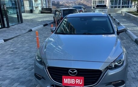 Mazda 3, 2016 год, 1 300 000 рублей, 2 фотография