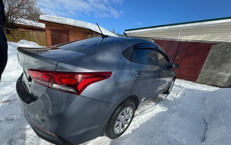 Hyundai Solaris II рестайлинг, 2017 год, 1 150 000 рублей, 5 фотография