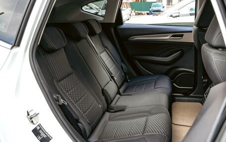 Haval F7 I, 2019 год, 1 620 000 рублей, 7 фотография